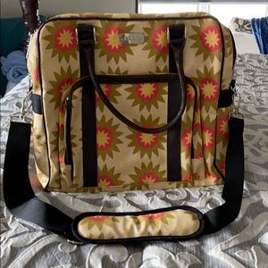 Woman’s vinyl computer case/briefcase.